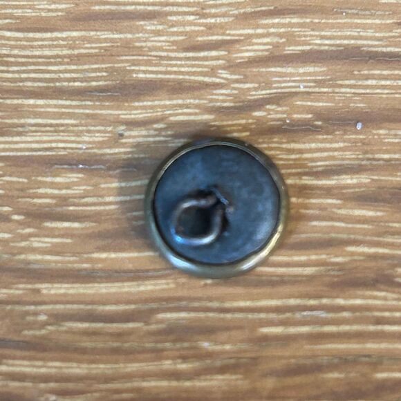 19th Century Antique Waistcoat Button with woman’s or child’s picture 1/2 inch - Picture 2 of 3